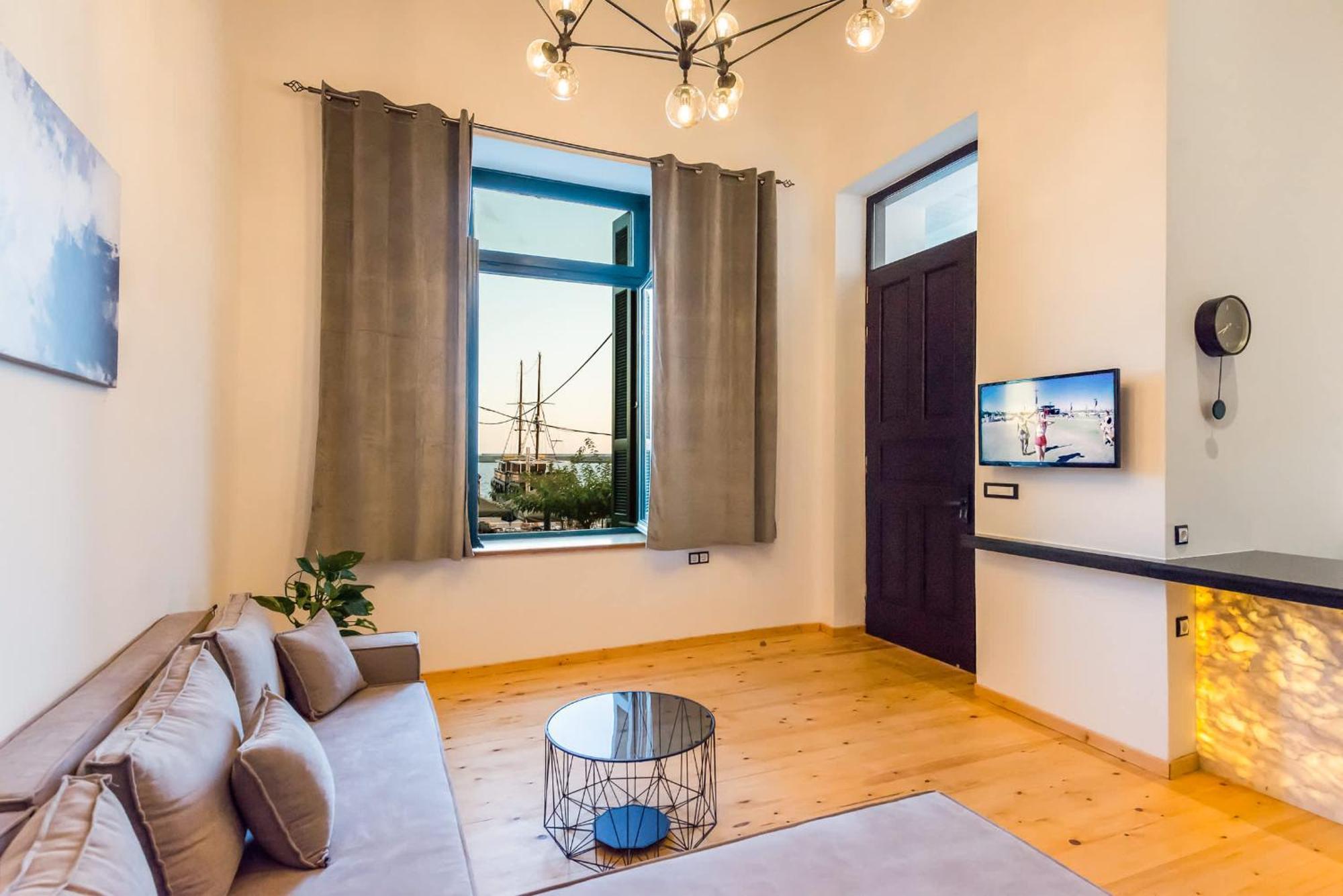 Aigli Seafront Loft-luxury Design Retreat Kalamata