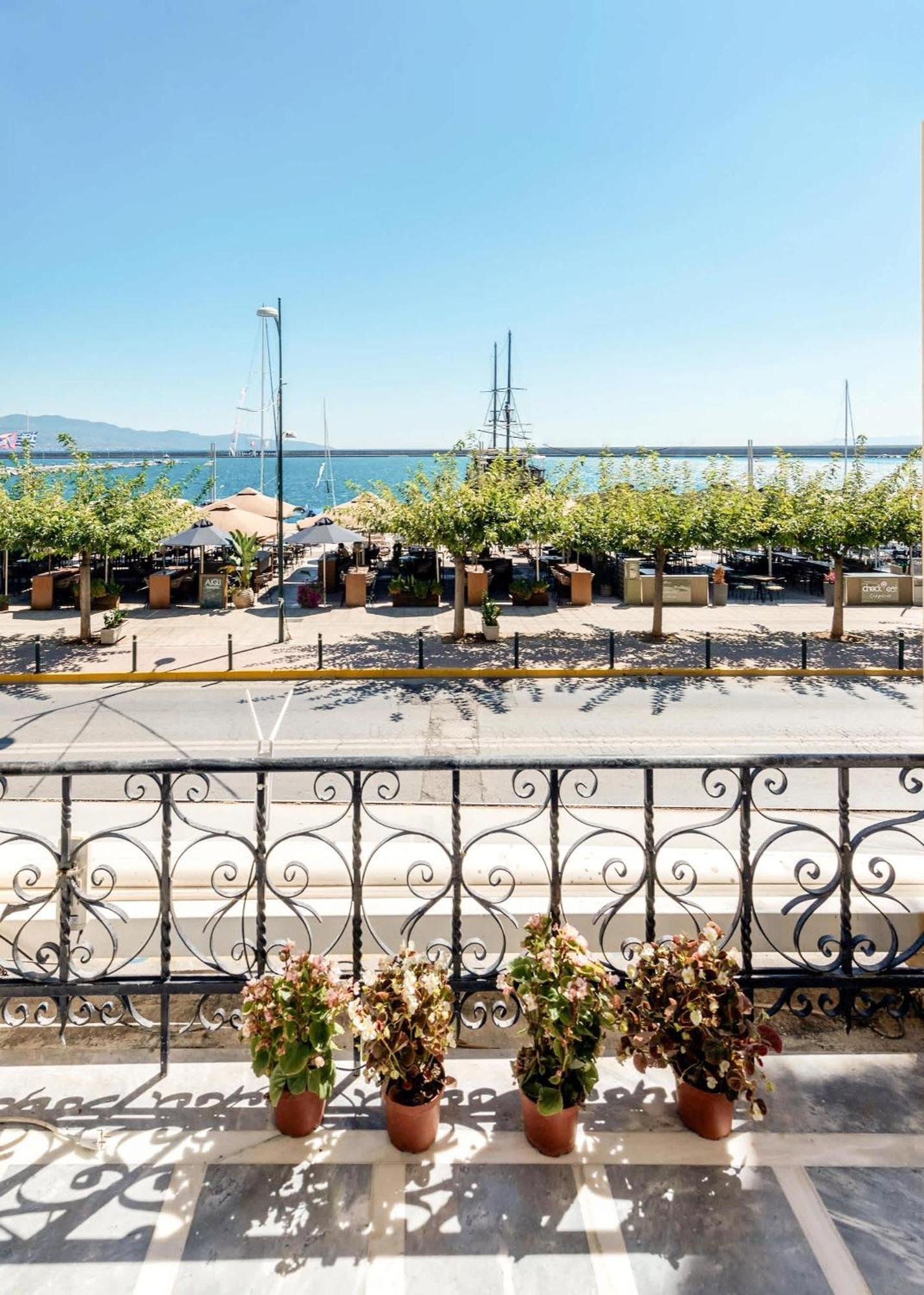 Aigli Seafront Loft-luxury Design Retreat Casa vacanze *